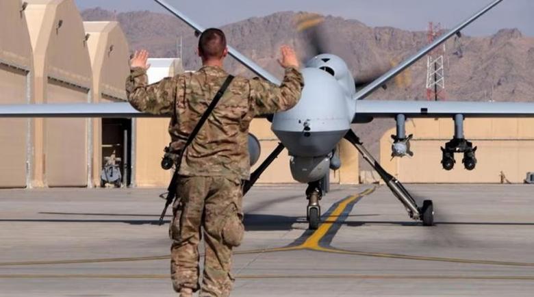 Atacurile cu drone împotriva Peninsulei Crimeea ar putea fi lansate de pe nave civile care fac prima oprire în România, spune un expert militar din Ungaria