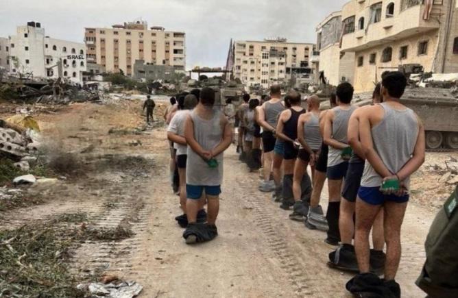 Armata israeliană justifică faptul că i-a dezbrăcat pe palestinienii arestați
