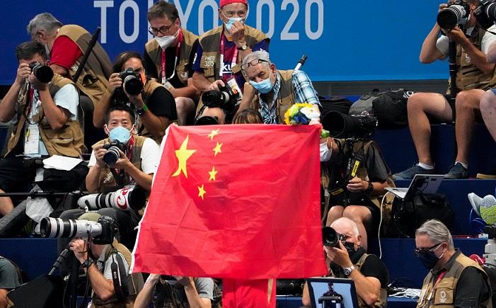Înotătorii Chinei se dopează și amenință să distrugă Jocurile Olimpice de la Paris, spune directorul american anti-doping