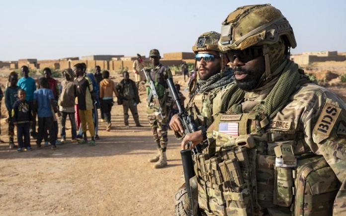 După alungarea soldaților francezi și soldații americani trebuie să părăsească Nigerul
