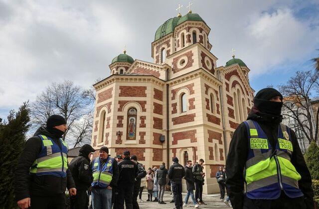 Parlamentul ucrainean a votat interzicerea Bisericii Ortodoxe legate de Rusia: "Decizie istorică"