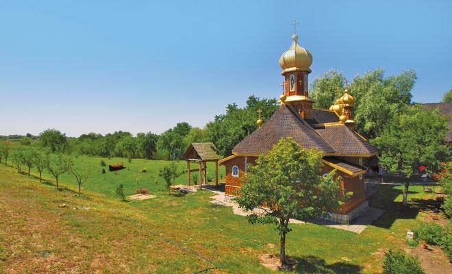 Fabuloasa Românie. Mănăstirea din inima Deltei