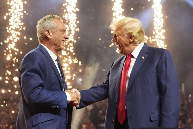 Robert Kennedy Jr a fost numit de Donald Trump în funcția de ministru al Sănătății