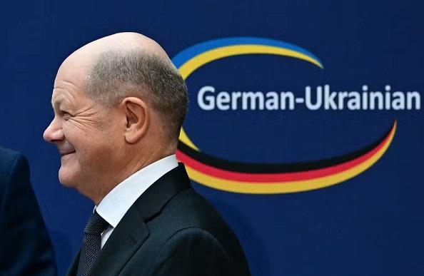 Scholz s-ar putea întâlni cu Putin înainte de sfârșitul lunii februarie, spune opoziția germană