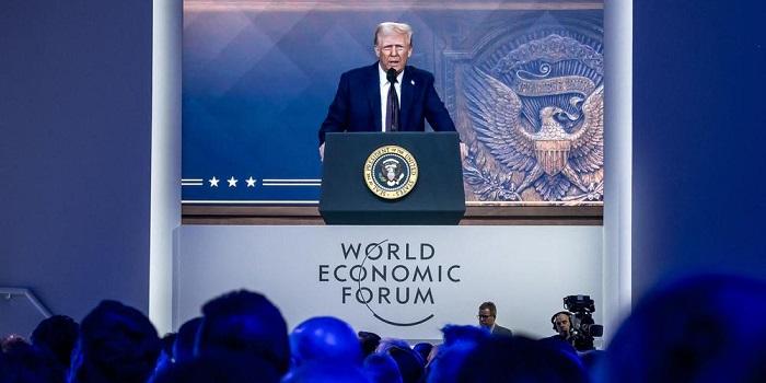 Trump la Davos: „Vino să produci în America sau va trebui să plătești taxe vamale”