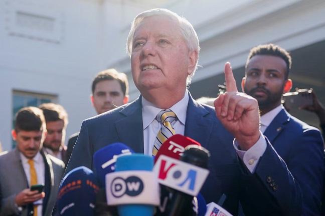 Senatorul Lindsey Graham, un aliat ferm al Ucrainei, spune că Zelensky „fie va trebui să se schimbe fundamental, fie să plece”