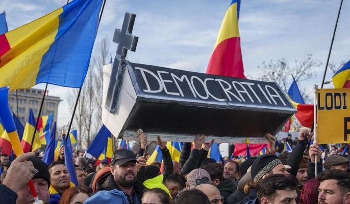 „România, lovită de un val de amenințări și violență”, scrie presa franceză