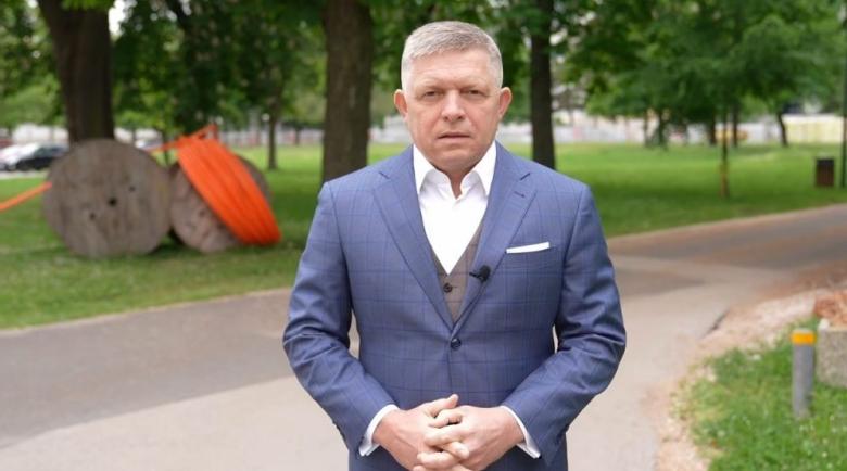 Estonia a interzis survolul spațiului său aerian aeronavei premierului slovac Robert Fico în drumul către Moscova