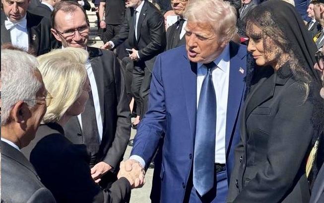 Trump spune că vrea să o întâlnească pe „atât de fantastica” Ursula von der Leyen