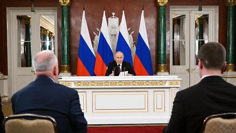Putin respinge ultimatumul UE dar propune noi negocieri directe cu Ucraina pe 15 mai