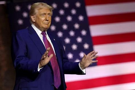 Trump ironizează Franța: „Toți sărbătoresc victoria în cel de-al doilea Război Mondial, mai puțin America. Și totuși, noi am câștigat războiul. Fără noi, vorbeați germană”