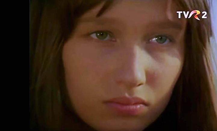 La mulți ani, Anda Onesa! Actrița care a jucat în mari filme dinainte de terminarea liceului