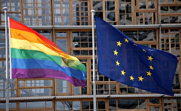Ungaria interzice simbolurile LGBT+ pe clădirile publice, în plin conflict cu Bruxelles-ul