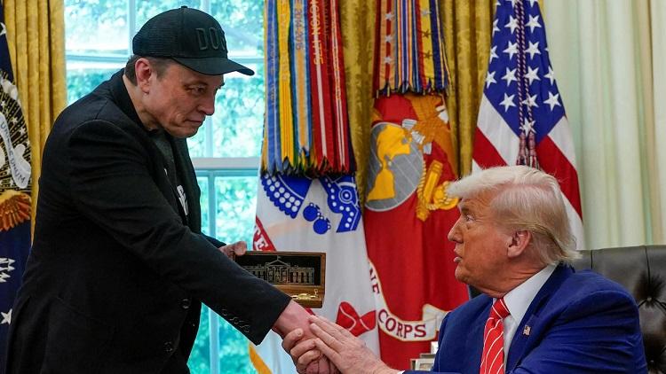 Trump nu exclude o reconciliere cu Elon Musk: „Se întâmplă. Asta e. Nu îl învinovățesc cu nimic. Am fost doar puțin dezamăgit"