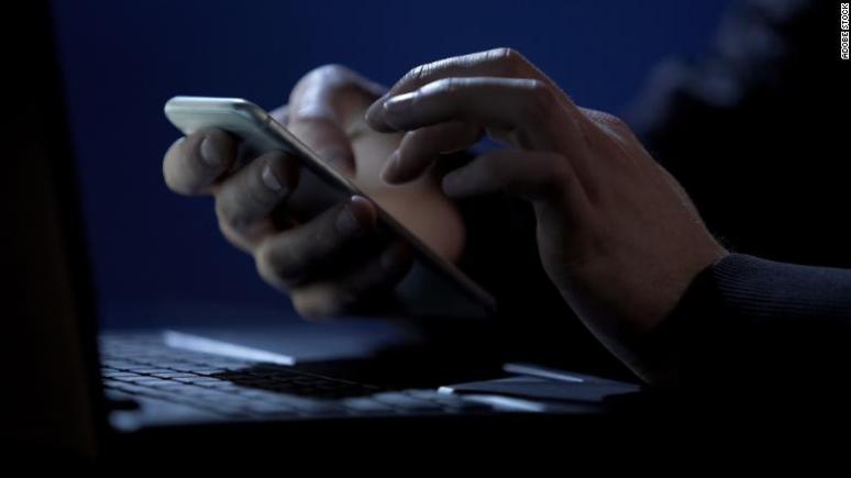 „Au acces la întreaga ta viață online”: Avertismentul experților după scurgerea a 16 miliarde de parole