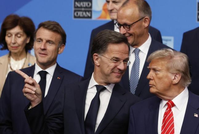 Summitul NATO, un moment de umilire pentru Europa: Cum pot liderii europeni să fie respectați dacă nu se respectă pe ei înșiși?