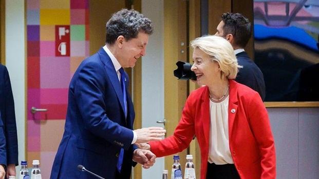 Politico: UE susține planul drastic de redresare fiscală al României