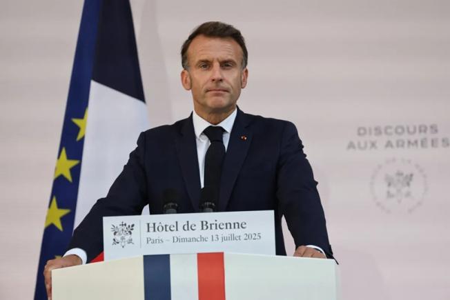 Macron cere mobilizarea întregii națiuni în fața amenințării ruse