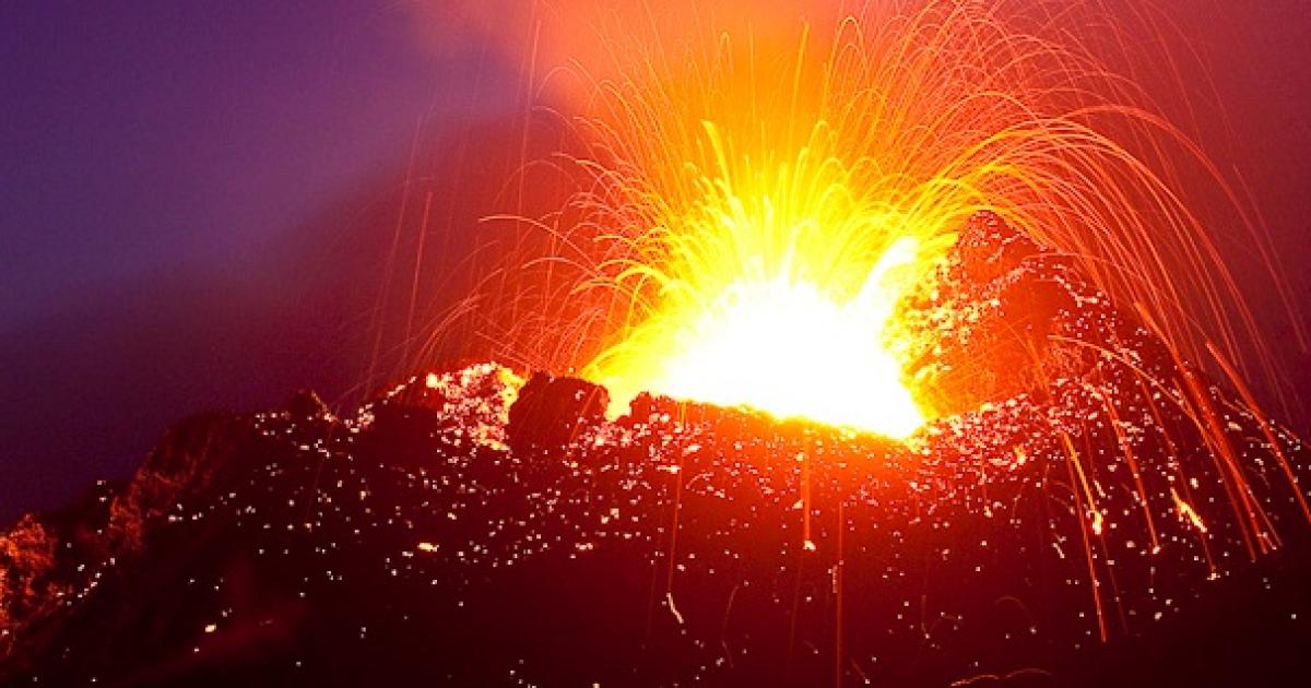 this Substantially once again IMAGINI SPECTACULOASE. Unul dintre cei mai activi vulcani de pe glob a  erupt din nou (VIDEO)