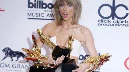 Taylor Swift a castigat opt premii Billboard 
