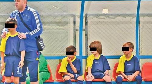 Monstrul de pe terenul de fotbal. <br />Fost antrenor al echipei de copii de la Gloria Bistriţa, acuzat că a ABUZAT SEXUAL minori de 12 și 14 ani