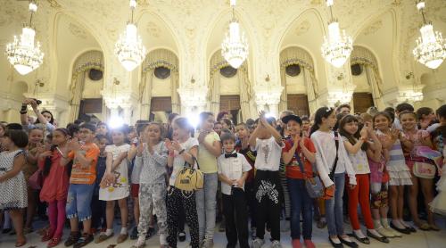 O fotografie pe zi: 1 iunie 2015 - Ziua Copilului la Palatul Cotroceni