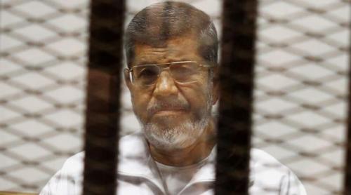 Verdictul final în cazul condamnării la moarte a lui Mohamed Morsi, amânat pentru 16 iunie