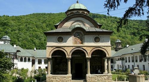 Redescoperă România. Mânăstiri oltenești: De la Cozia la Schitul Pătrunsa