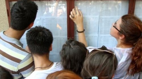 REZULTATELE FINALE la BACALAUREAT vor fi afișate pe edu.ro. La ce facultăţi poţi intra pe bază de dosar şi unde trebuie să dai examen