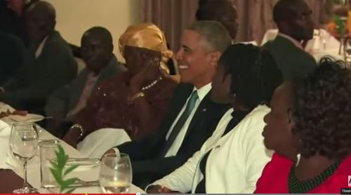 Barack Obama a luat masa cu bunica adoptivă şi cu sora vitregă, în Nairobi (VIDEO)