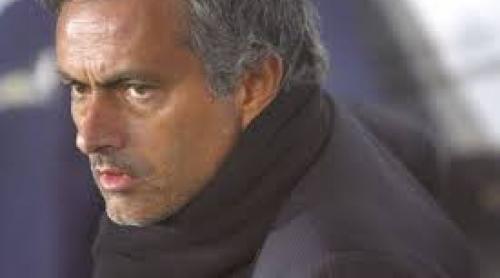 Cazul Mourinho. Ce trebuie să știe medicul unei echipe de fotbal? Fotbal sau medicină?