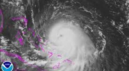 Uraganul Joaquin, cel mai periculos din acest sezon, ameninţă coasta de est a SUA, în acest week-end