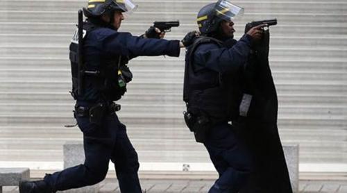 Persoanele arestate sau ucise de autorităţi la Saint-Denis ar fi putut oricând să comită un atentat