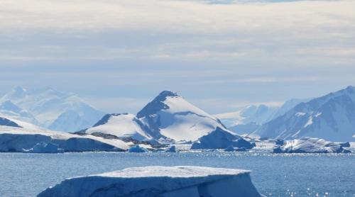 S-au găsit urme de arsenic în gheața din Antarctica! Ce explicații dau oamenii de știință (VIDEO)