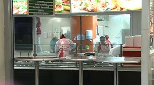 Mâncare cu salmonella într-un hypermarket din Constanţa. 18 persoane au ajuns la spital