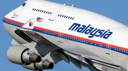 Un pilot al Malaysia Airlines şi-a dat seama după 8 minute că zboară într-o direcţie greşită