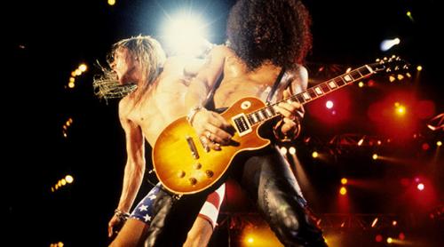 În 2016, turneu Guns N’ Roses cu Axl şI Slash. 25 de concerte de stadion în SUA