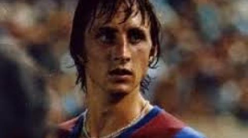 Messi aduce un omagiu lui Cruyff. Olandezul este bolnav de cancer