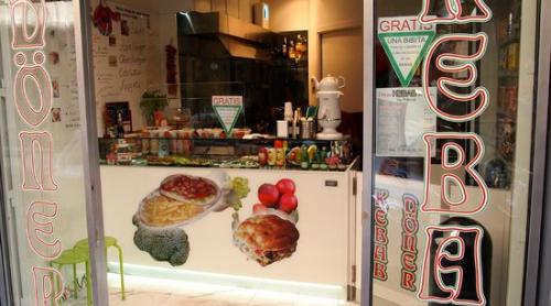 Verona: Interzis la kebab şi prăjeli. Strică decorul! 