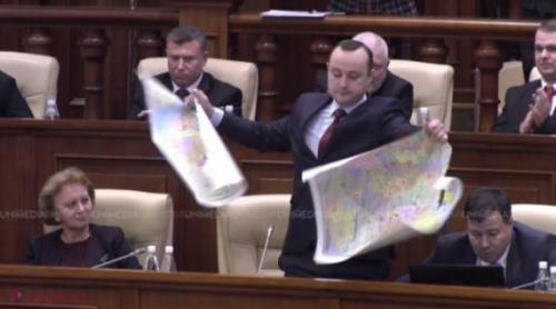 Scandal în Republica Moldova. Unde a ajuns deputatul care a rupt harta României Mari în Parlamentul de la Chișinău