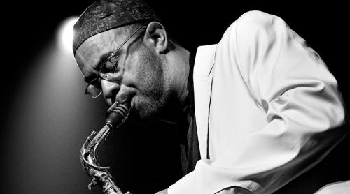 Faimosul saxofonist Kenny Garrett, în concert la Sala Radio