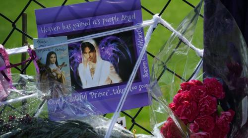 Prince a fost incinerat în cadrul unei ceremonii private