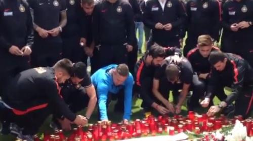 Jucătorii Stelei, pe stadionul Dinamo în semn de omagiu pentru Ekeng. Reghe: A murit un copil (VIDEO)
