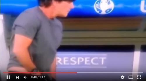 Gest dezgustător al antrenorului Germaniei, Joachim Low și-a băgat mâna în pantaloni și...(VIDEO)