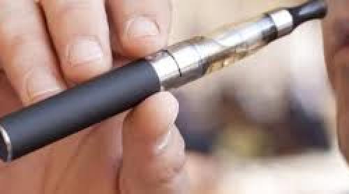 Ţigara electronică afectează mai grav sistemul imun comparativ cu cea din tutun
