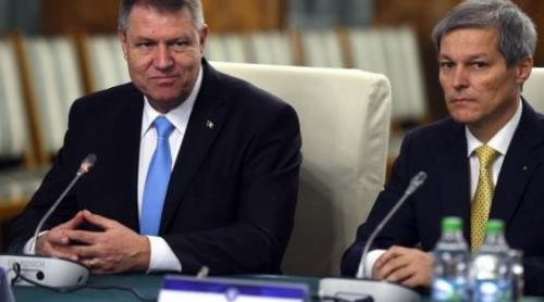 Iohannis și Cioloș plănuiau de două zile pe cine să dea afară din Guvern