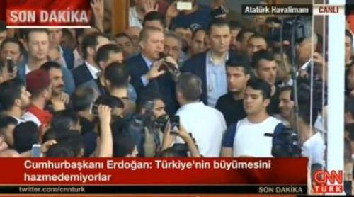Ginerele lui Erdogan: Puciştii aflaseră că vor fi înlăturaţi din armata