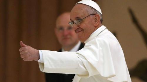Vaticanul înfiinţează o comisie privind cazul femeilor-diacon