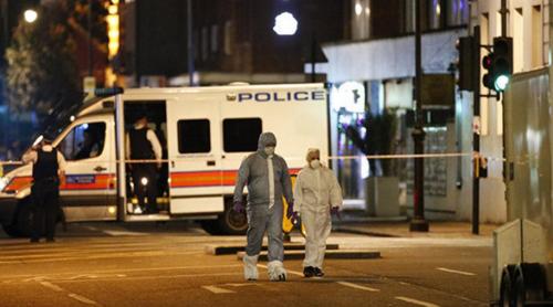 ATAC în centrul Londrei! O persoană a murit, alte cinci sunt rănite. Autoritățile nu exclud ipoteza terorismului (VIDEO)