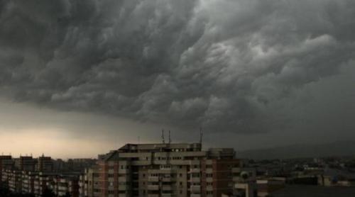 Se răcește și vin ploile! ALERTĂ METEO în 15 județe și București, din această seară